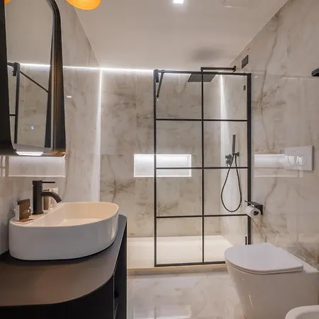 Maria Cristina Boutique Πανσιόν